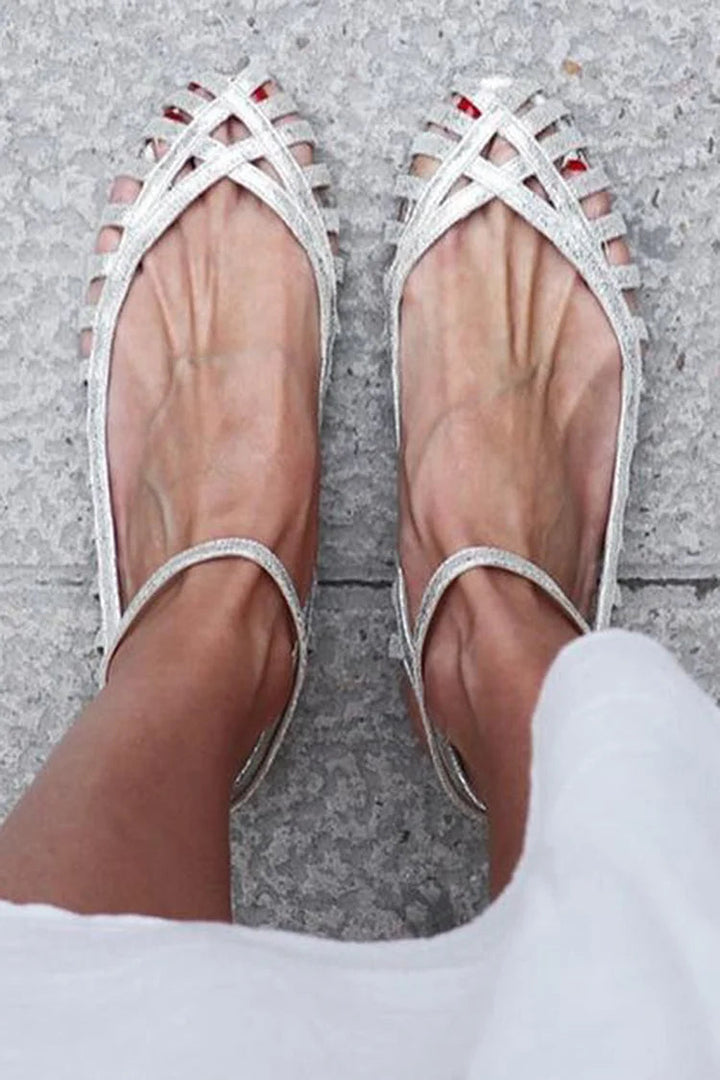 GIADA | Elegant woven ballerinas with ankle strap for a sophisticated style