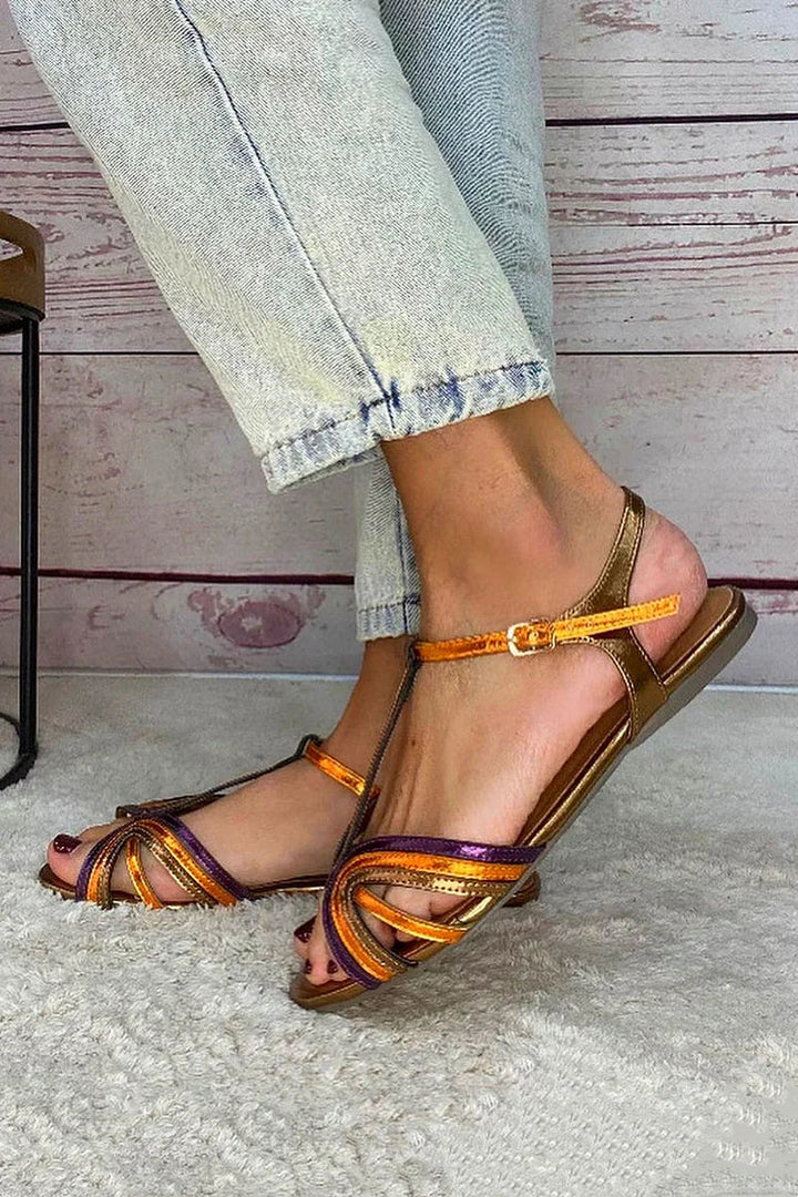 NERINA | Flat sandals with multiple straps and elegant metallic details