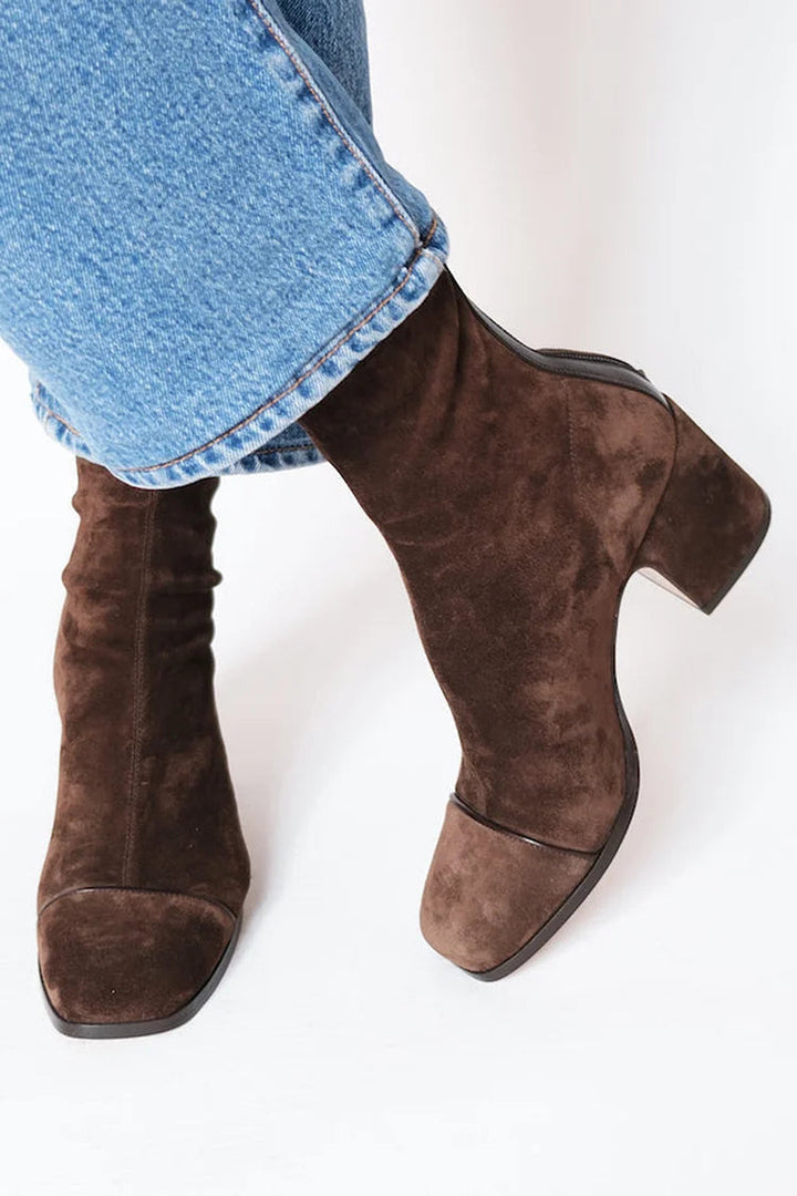 NORTHLINE STUDIO | Square Toe Heeled Boots