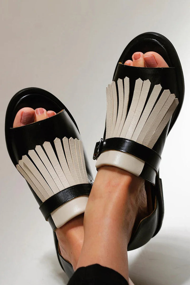 LUCREZIA | Elegant Sandals with Platform and Trendy Fringes