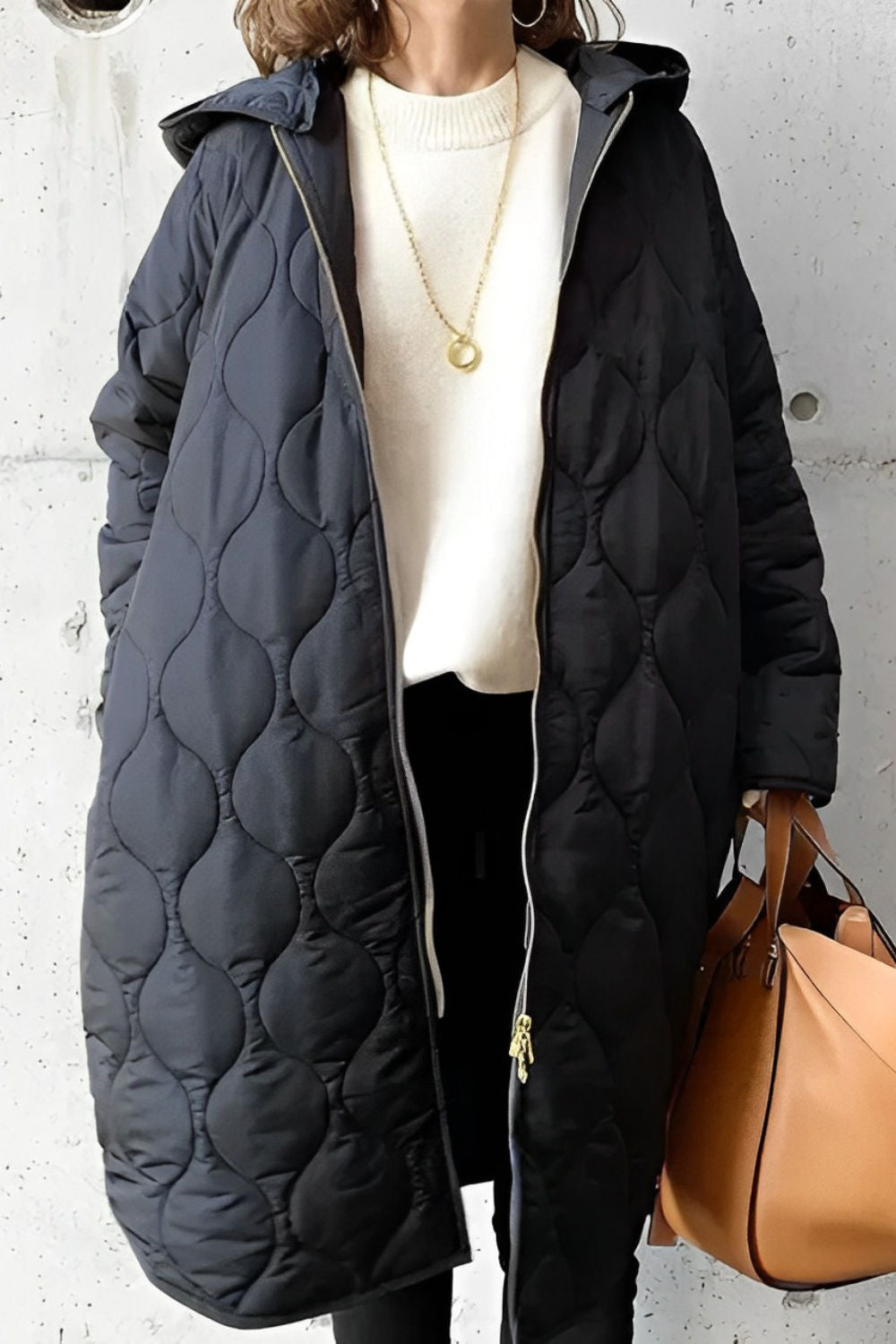 PRISCILLA™ | PARKA WITH HOOD AND FINE DETAILS