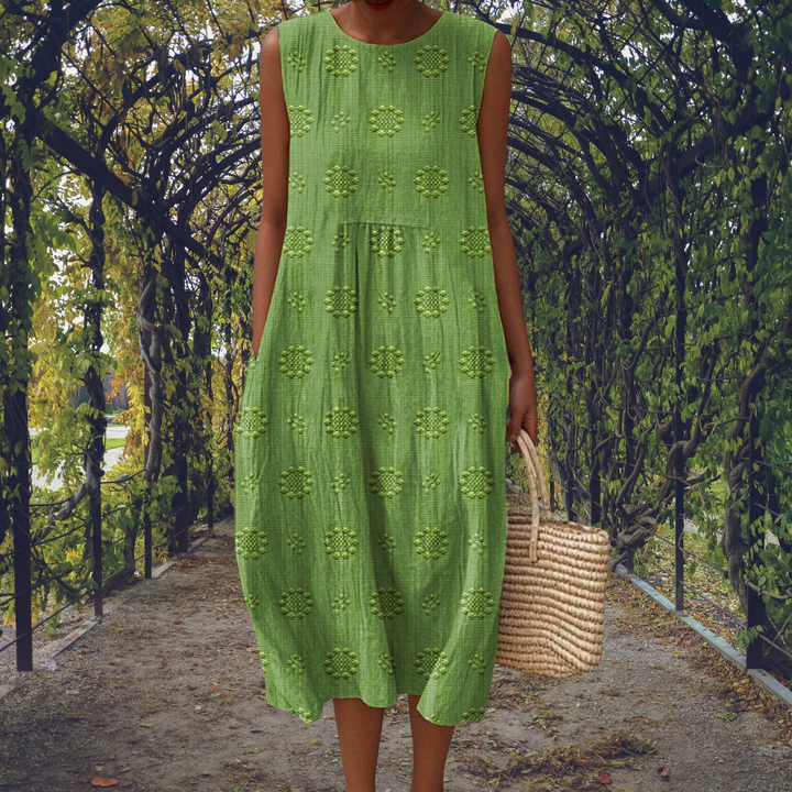 Orla Fiona | Elegant Sleeveless Dress With Pockets