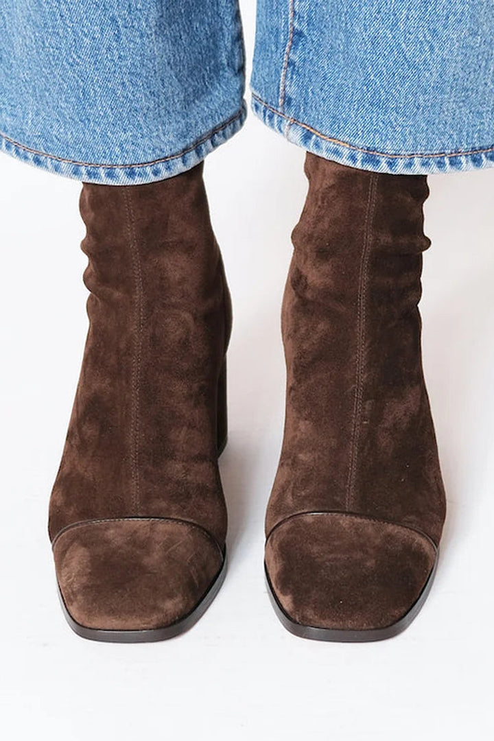 NORTHLINE STUDIO | Square Toe Heeled Boots