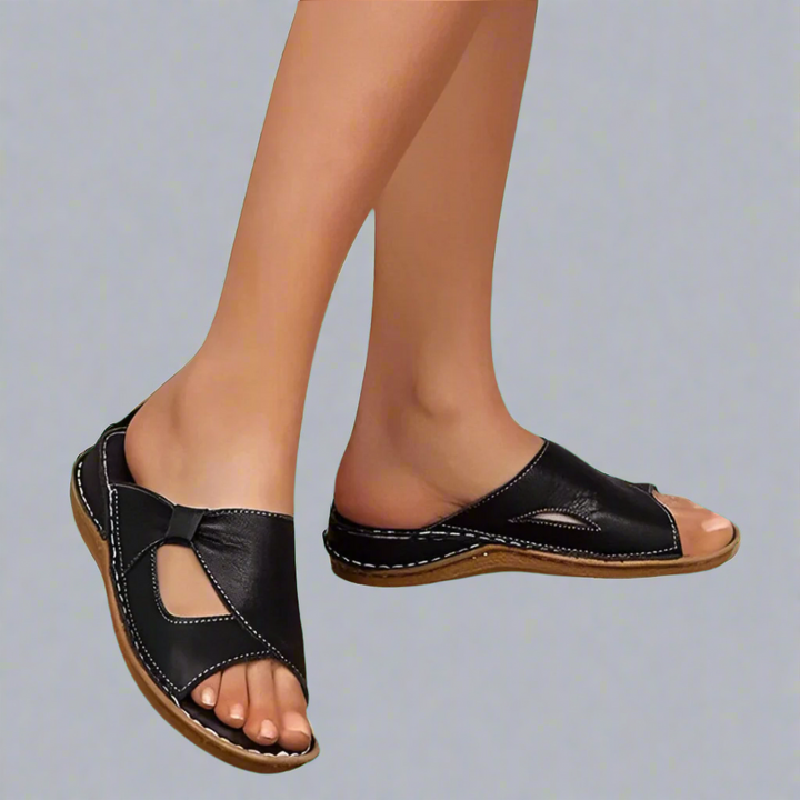 NORTHLINE STUDIO | Slip-On Sandals