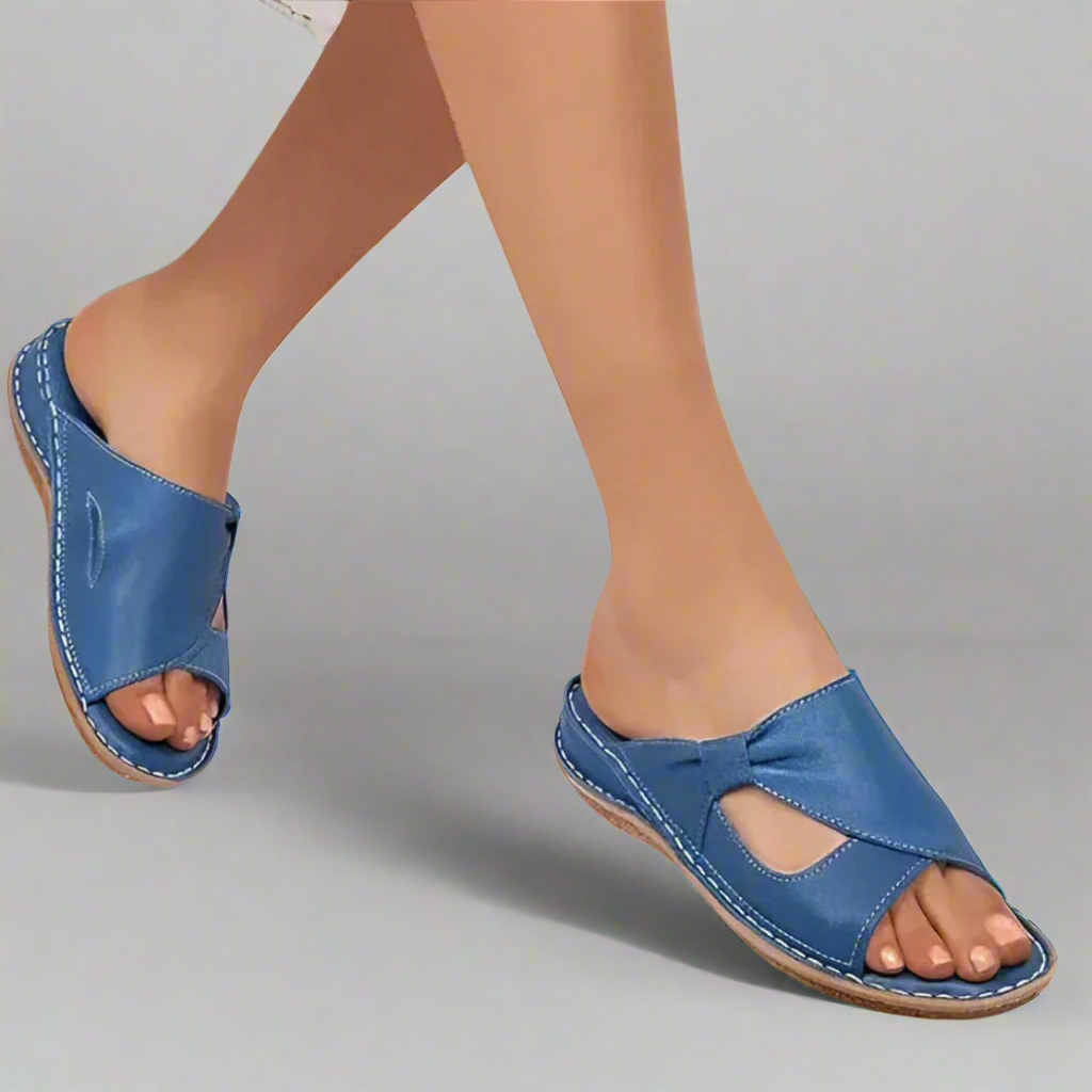 NORTHLINE STUDIO | Slip-On Sandals