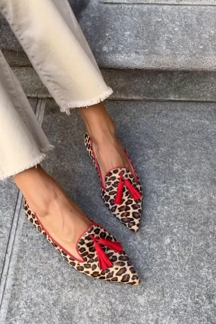 Red Tassel-Embellished Pointed Loafers