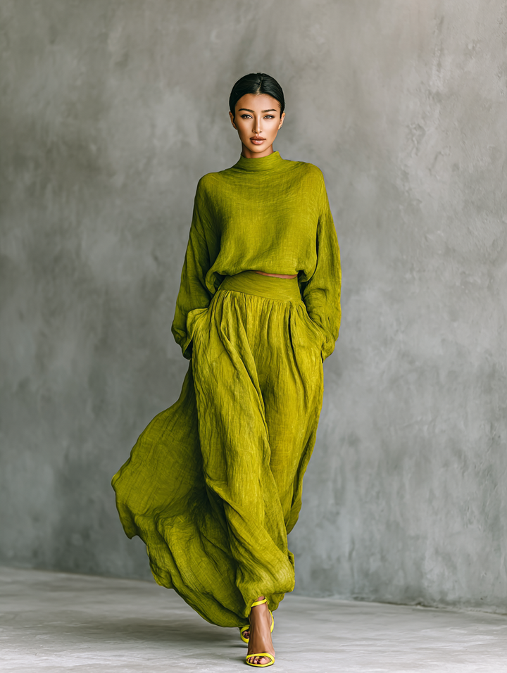 Pilar | Women's Suit in Green Made from a Cotton-Linen Blend