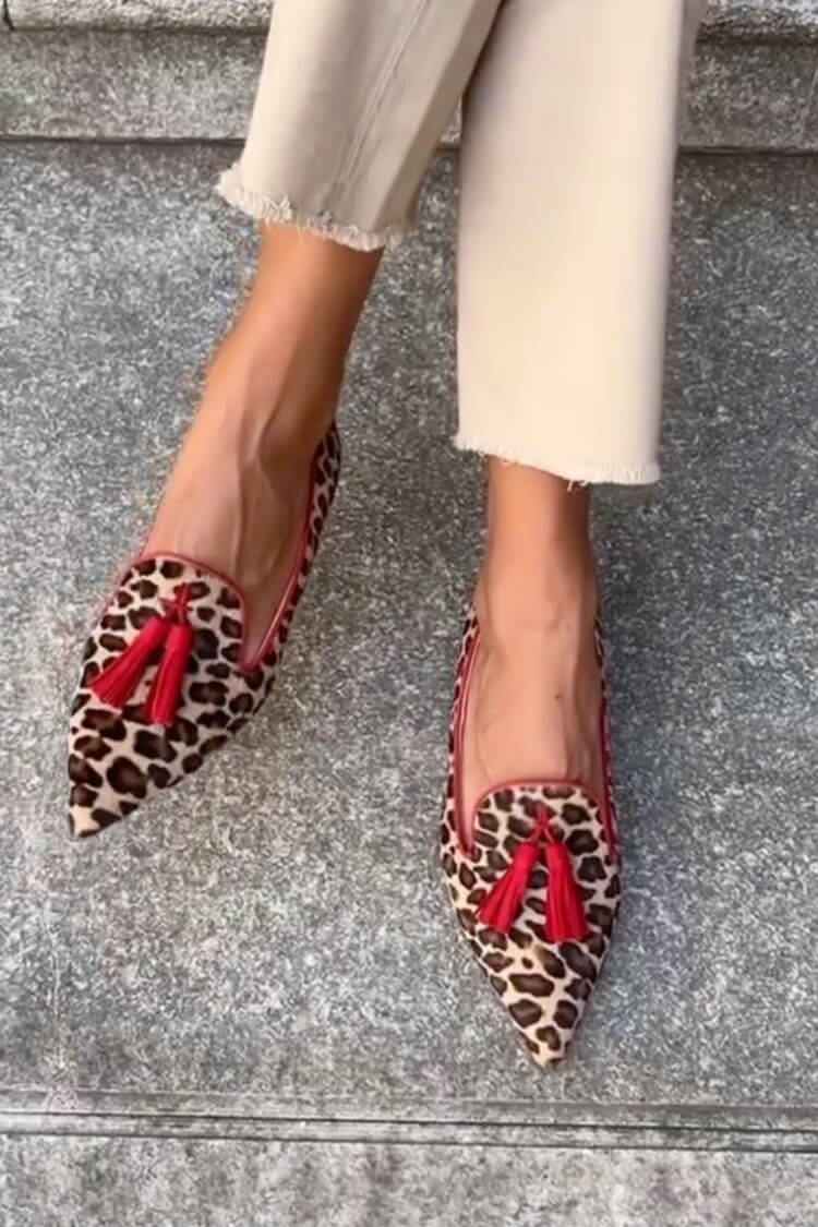 Red Tassel-Embellished Pointed Loafers