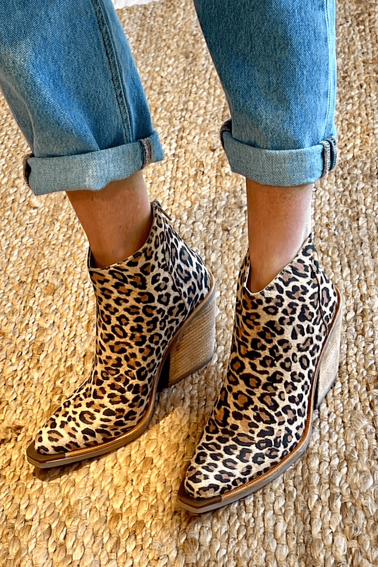 Sharp Toe Western Boot