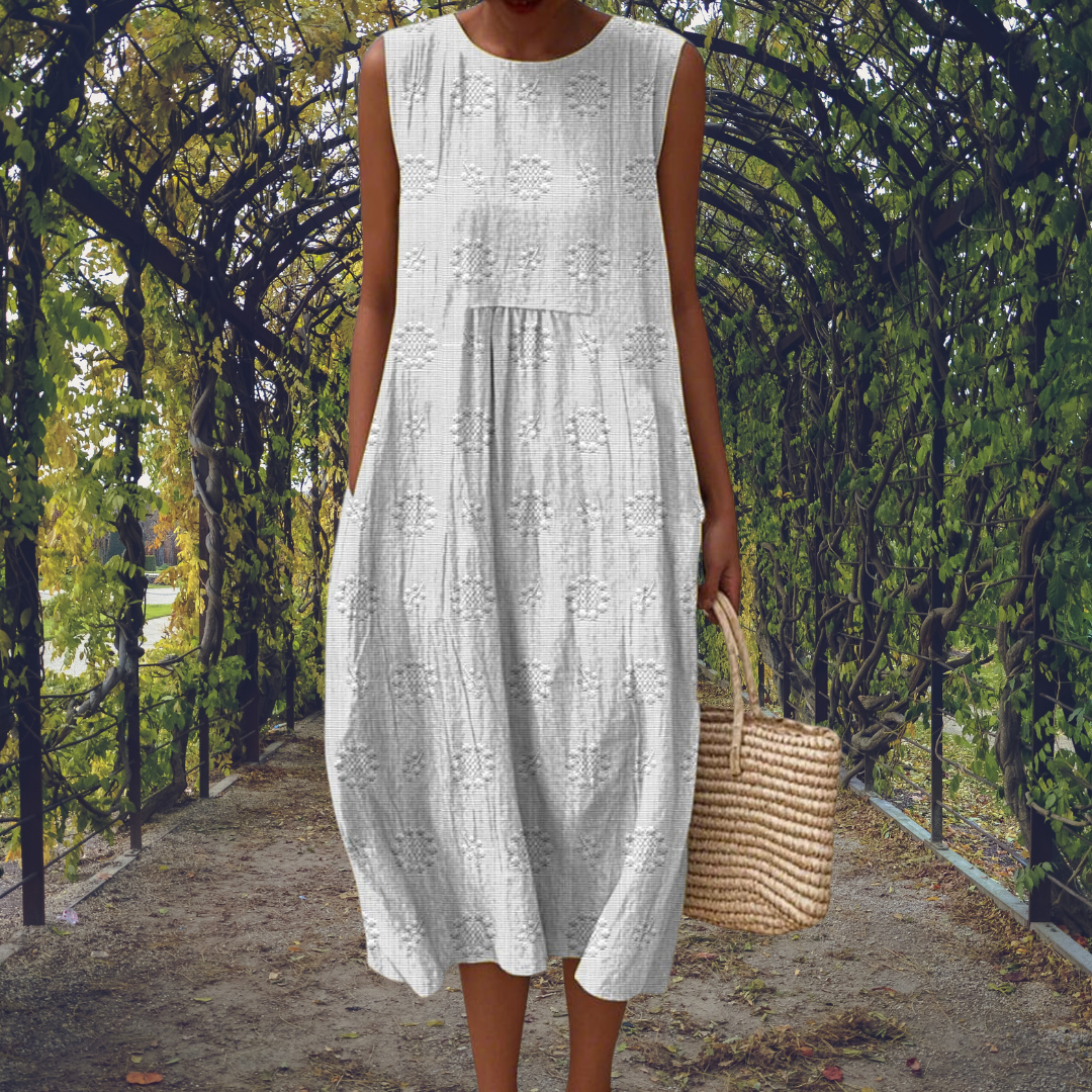 Orla Fiona | Elegant Sleeveless Dress With Pockets