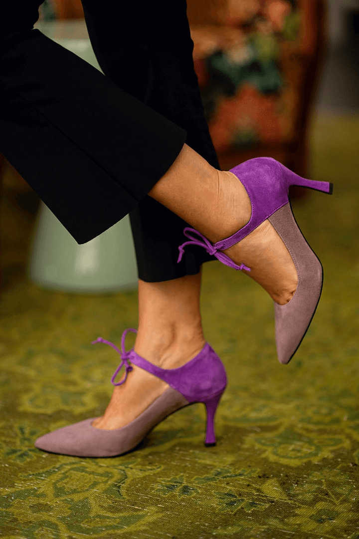 LUCREZIA | ANKLE STRAP PUMPS