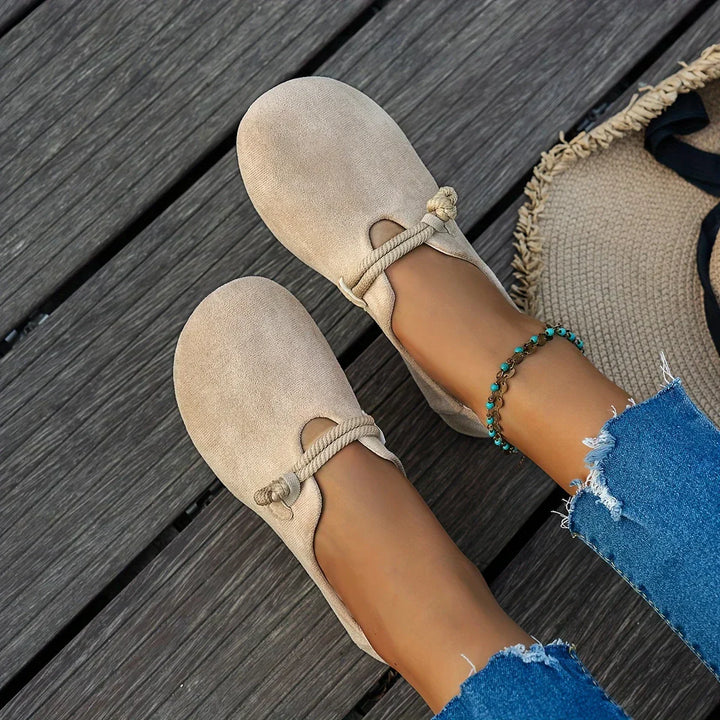 Lucienne - Elegant and Flexible Casual Shoes