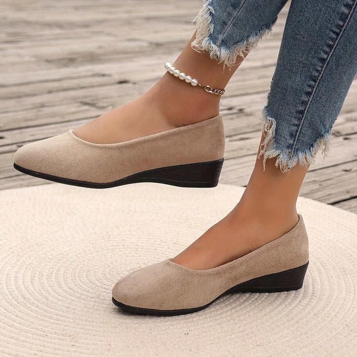 Éliane™ – Comfortable wedge-heeled ballerinas