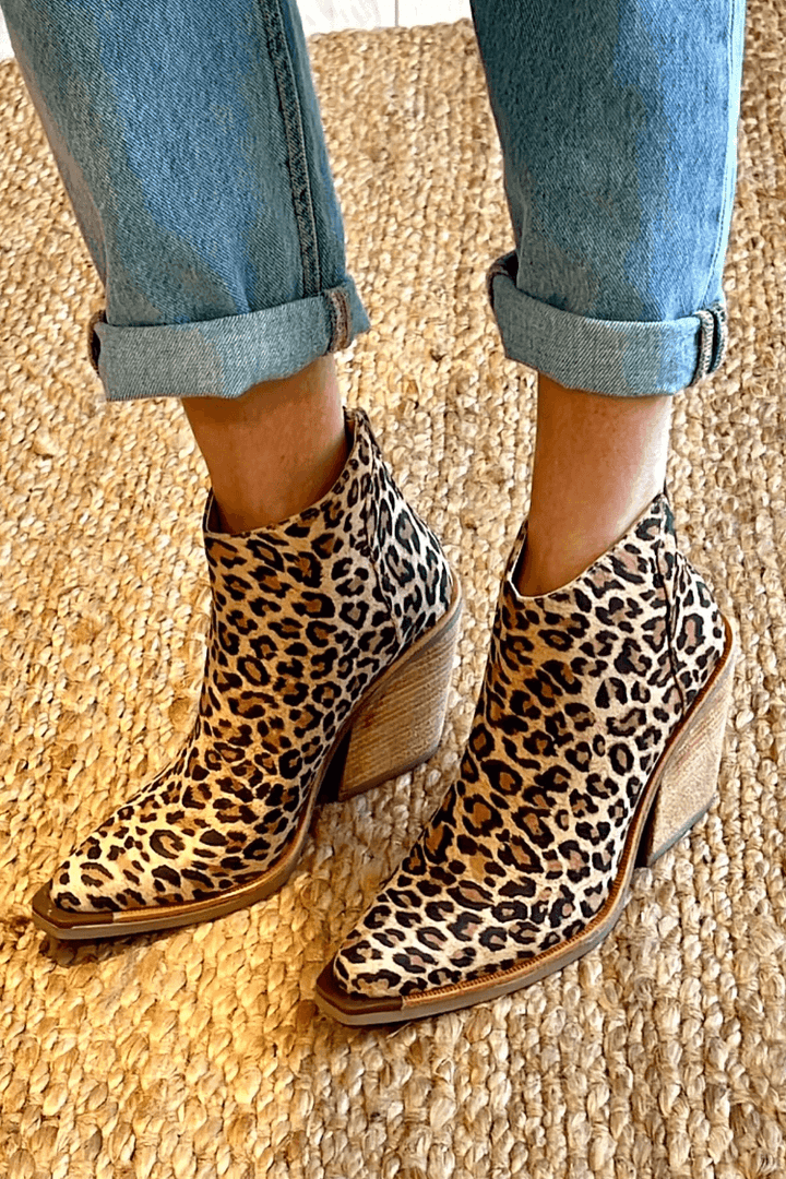 Sharp Toe Western Boot