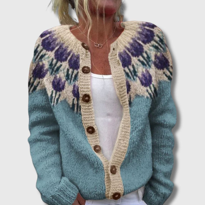 Quinta | Stylish Classic Cardigan