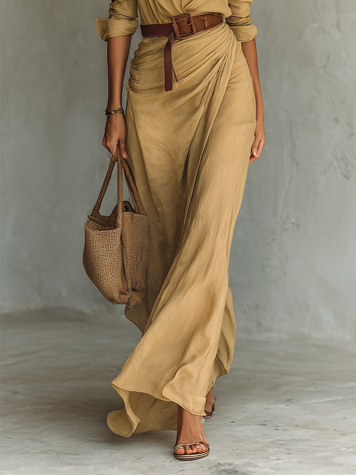 Nuria | Maxi Dress with Reversed Collar
