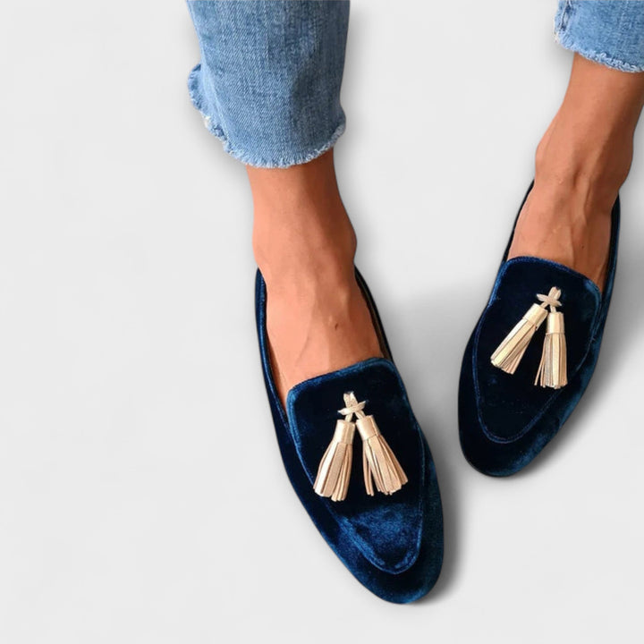Quinnlyn – Vintage-inspired Loafers with Fringing
