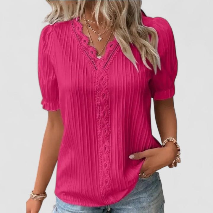 Yrsa™ | Scalloped V-Neck Sweater